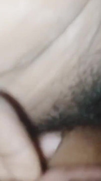 Ragazza indiana calda implora cazzo duro dopo aver atteso tutto il giorno