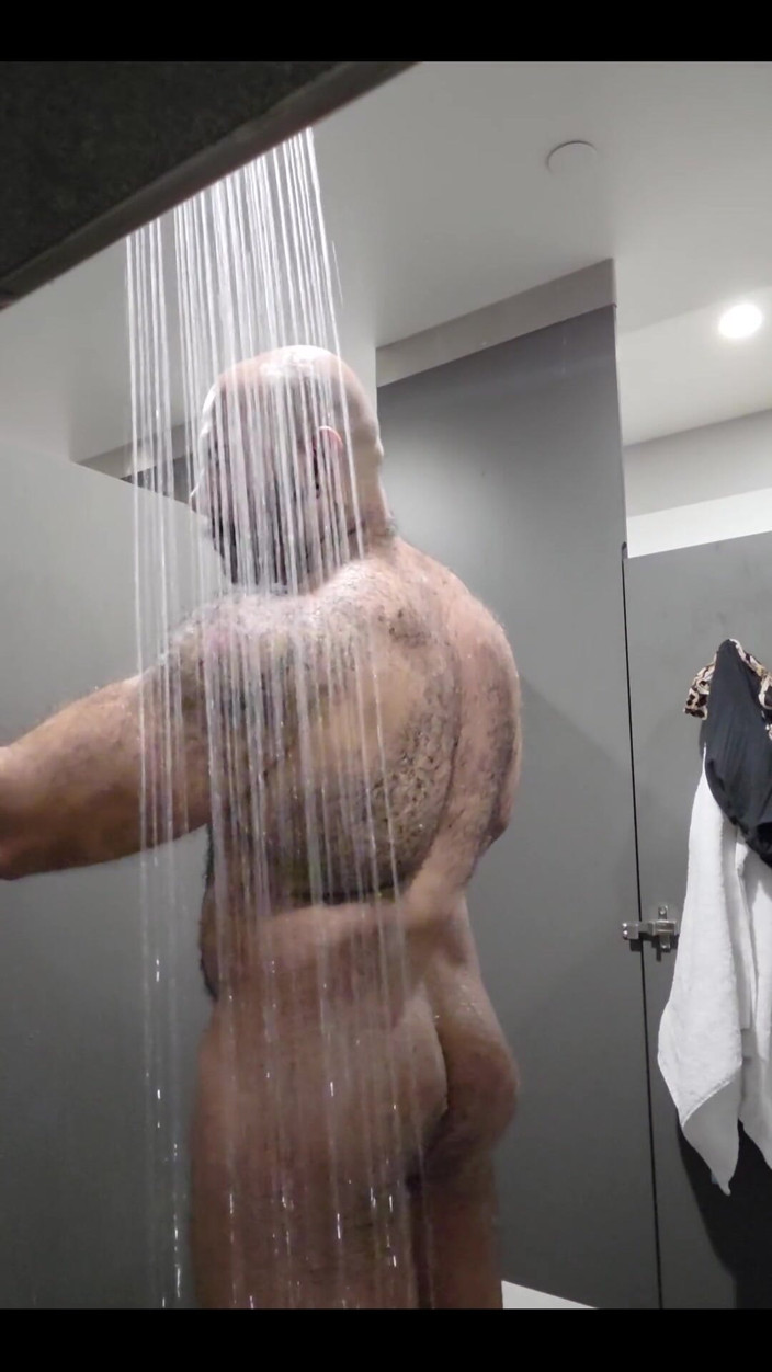 Lobo: Would You Join Me in the Shower After a Workout?