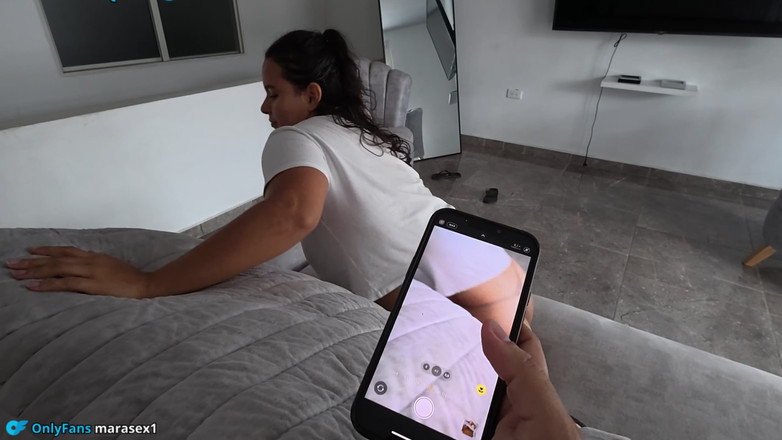 Pronoia Mey: Anh Kế Giúp Chị Kế Chụp Ảnh Nóng Bỏng Cho Đến Khi Ăn...