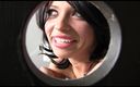 Chica Suicida DVD: Enquanto está no banheiro feminino de uma boate, a bela...