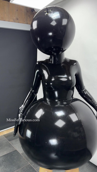 Miss_Fetilicious: आप मेरी inflatable पोशाक के बारे में क्या सोचते हैं?