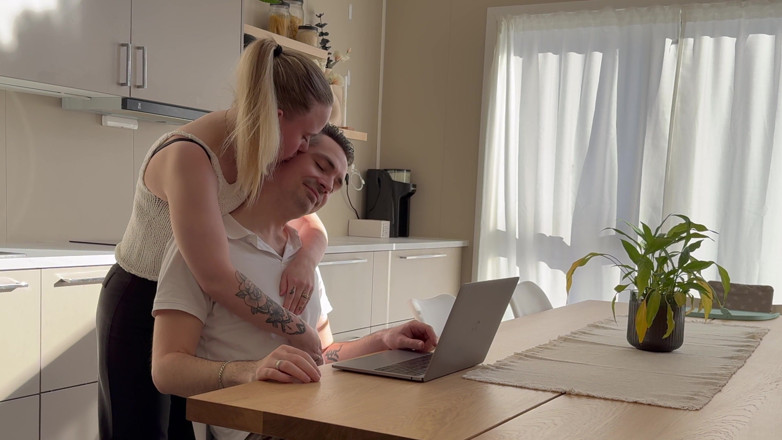 Christian Hearts: Working Guy Gets Lucky When Wife Wants Some Action