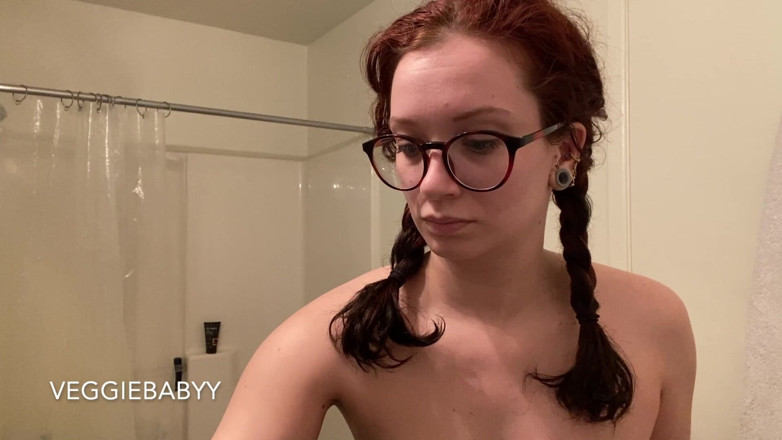 Veggiebabyy: Memotong 6 inci rambut telanjang
