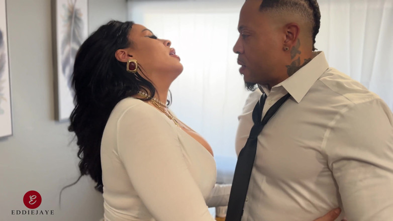 Eddie Jaye: An Office Fuck with Luna Star