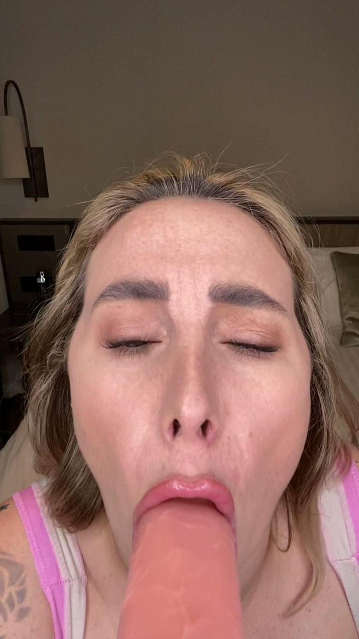 Paige Turnah: Taboo Fantasy Blowjob