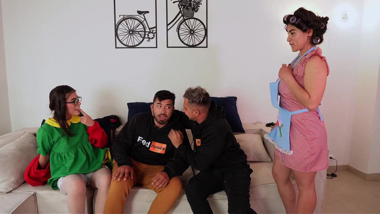 KARINAMILLER: 8人カルテット!!近所のセックスが暴走し、乳を全部搾り取ってしまう