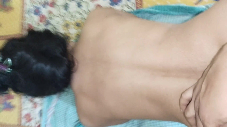 Soma sex: La coppia di sposi che scopa ha sentito il fratellastro
