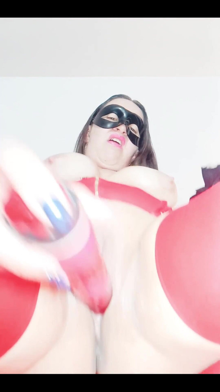 Valery Saenz xxx: Happy Father's Day! Whore in Red Lingerie Masturbating for You...