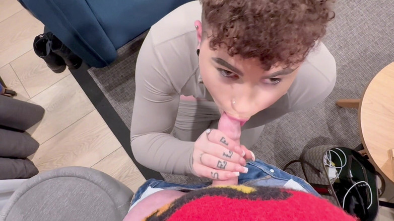 Buggiesmugglr: 그 빨간 끈은 매번 나를 위해 해줘