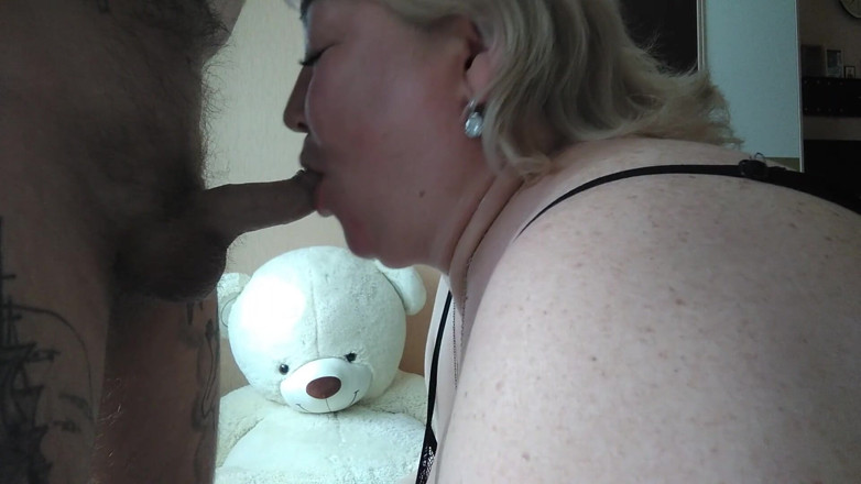 Zona901: I fill her mouth with cum after a blowjob