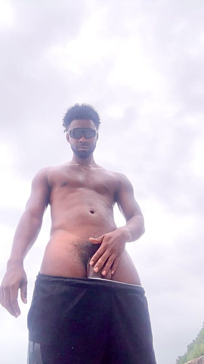 Marlon Costa Official: Naked on the Beach Masturbating