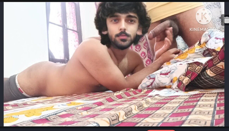 Desi__Panda: Poprvé nevlastní bratr velký monstrózní penis v mém zadku