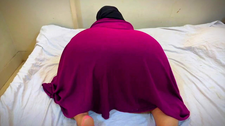 Your Boy's Cum: Dirty Asshole &amp; Pussy Mms Live - Big Ass Cairo Muslim Girl