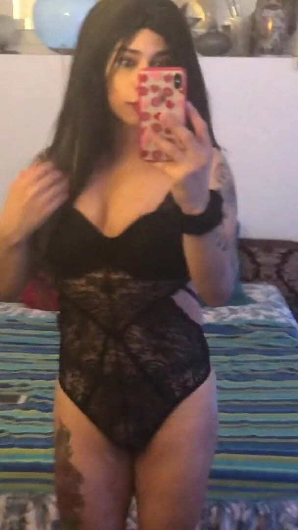 Tgirl Yaritza Vega: Elektronik