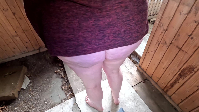 Bouncy Tits Action: Labia Pulling and Beating Breasts