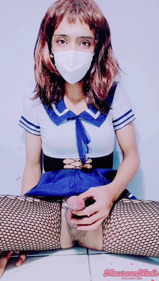 MaureenNadh: 2주만에 자위하고 사정하는 엄마