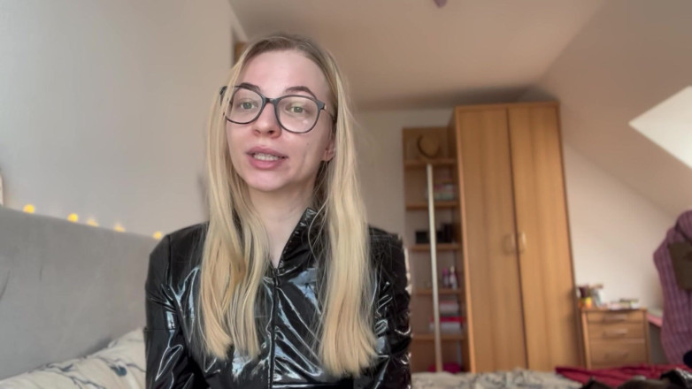 Goddess_Bella_Rae: De ce fiecare bărbat ar trebui să poarte un dispozitiv...