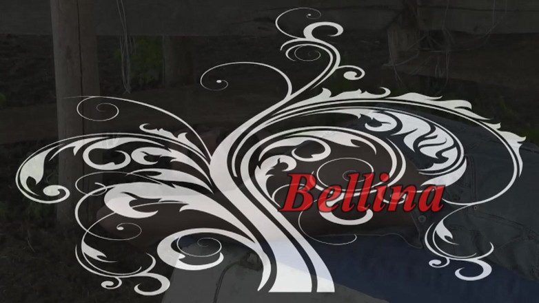 Erotic Planet X: リビングで年上の男に激しく犯されるブロンドの爆弾