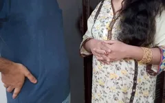 Desi Bhabhi Set up a Sex During the House Rental Agreement