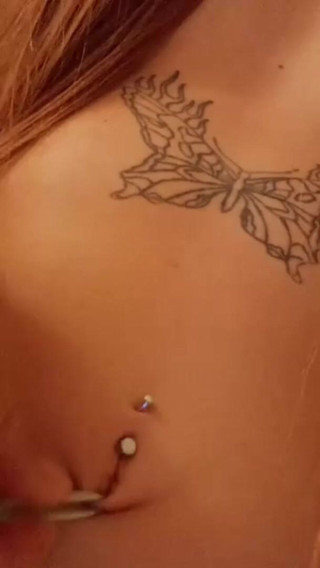 AngelBerries: Kompilasi Bellybutton Bermain