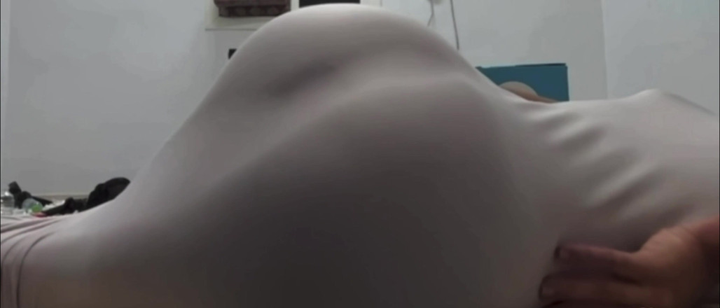 VerticalArgument4: Issa ha un culo sexy