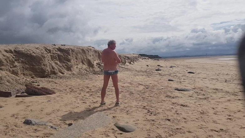 Miguel13: Na plaży