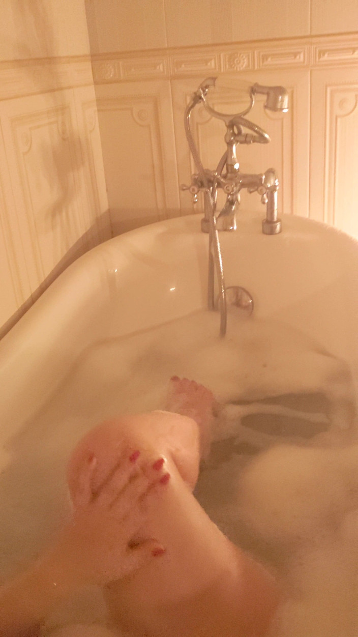 Hot kinky pinky: Video đầu tiên của Kinkypinky nóng bỏng