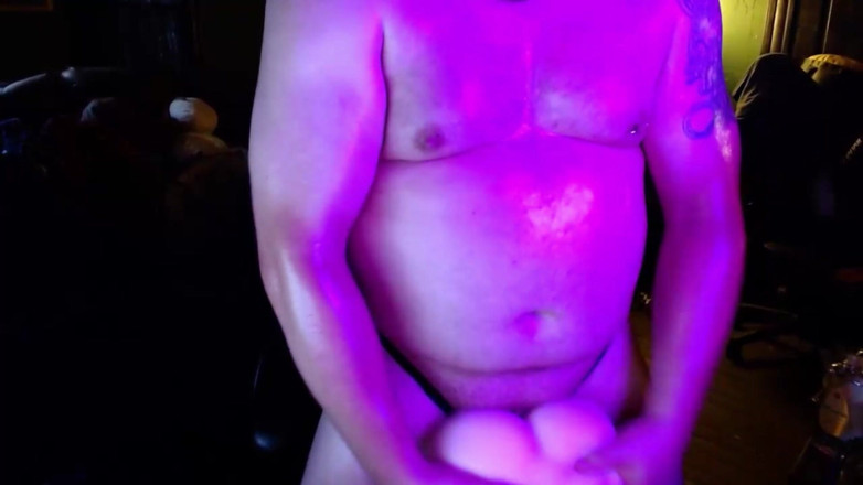 Hunter x largo x productions: Muscular Stepdaddy Fucks the Hell Out His Sex Toy