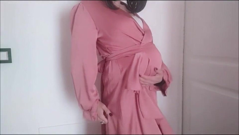 savannahamatoriale: Preggo stepmom with cravings