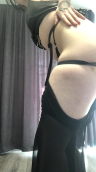 A Girl with Big Boobs Fucks Her Tight Ass Deep