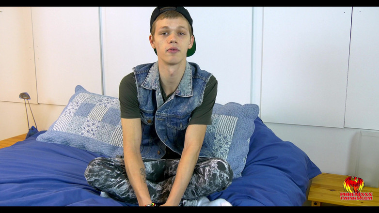 Phoenixxx: Presentando a la sexy nueva cazadora de chicos