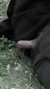 Süßer Jon Arteen Schwuler Twink Wichst Draußen, Bläst Trocken in Der Luft Und Schießt Sperma Durch Ein Loch in Seine Hose