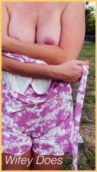 Wifey Loves to Be Naughty in Public