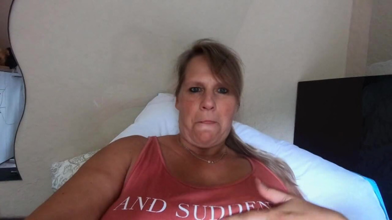 SweetSusi: Ready to Lick