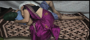 Sex with Annu: Indiancă bhabhi sexy se fute cu Devar hindi audio care...