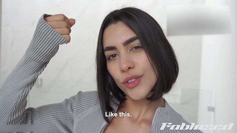 Fablazed: CEI Joi - "Ik wil zien hoeveel je geniet van het proeven...