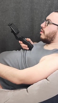 Claudia lewis - bagian 2 - sudut samping