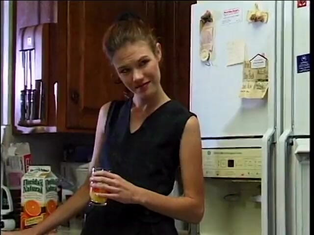 Smokin Hot Teens: Секс поздней ночью тинки