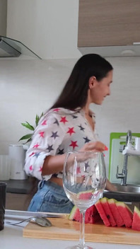 Günlük rutin - birlikte taze meyve suyu yapalım