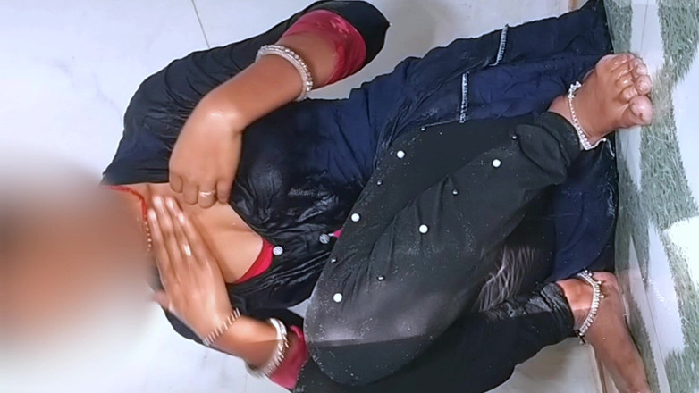 Beatricee: Indian College Girl Fingring New Hot Bath Video for BF...