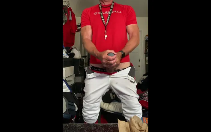 JockDad87: Jockdad87 Edges in Baseball Gear with His Pocket Pussy