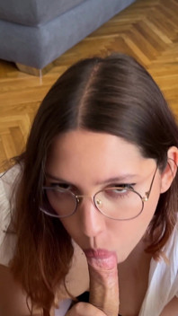 Studentka šuká sexy lektorku v bílých punčochách