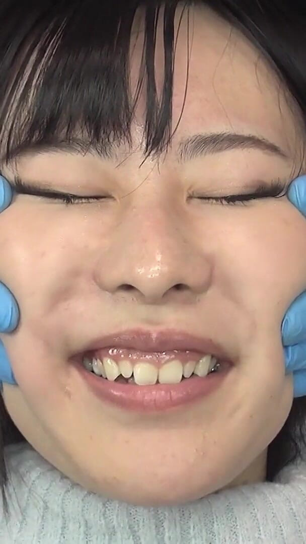 Japan Fetish Fusion: Yuki Makimura - déformation extrême du visage, contrôle du visage et...
