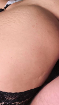 Surpriză reală cu legare la ochi, scenă completă în trei bisexuală de acasă 32431