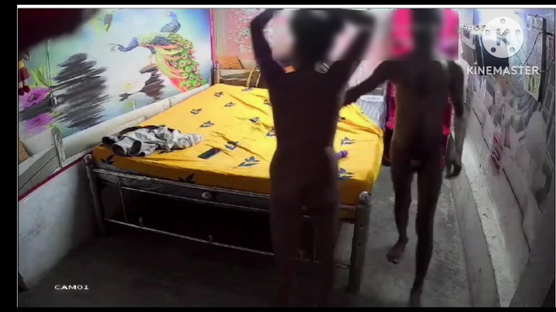 Hot Nisha bhabhi: Bhabhi fickt im schlafzimmer.