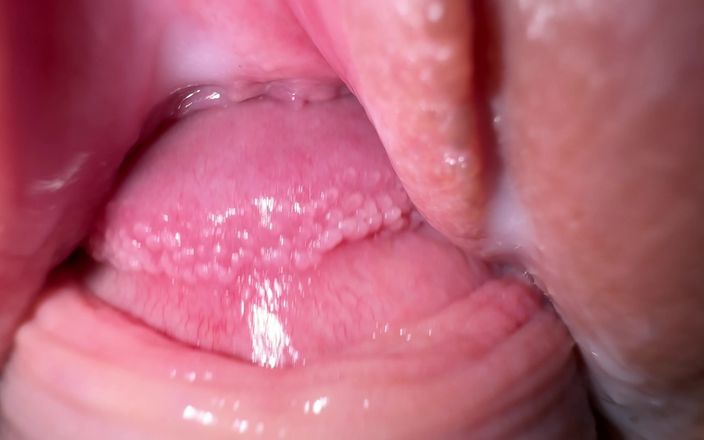 Mia Foster: This Pussy Gets Wet From the First Touch, Extreme Close...