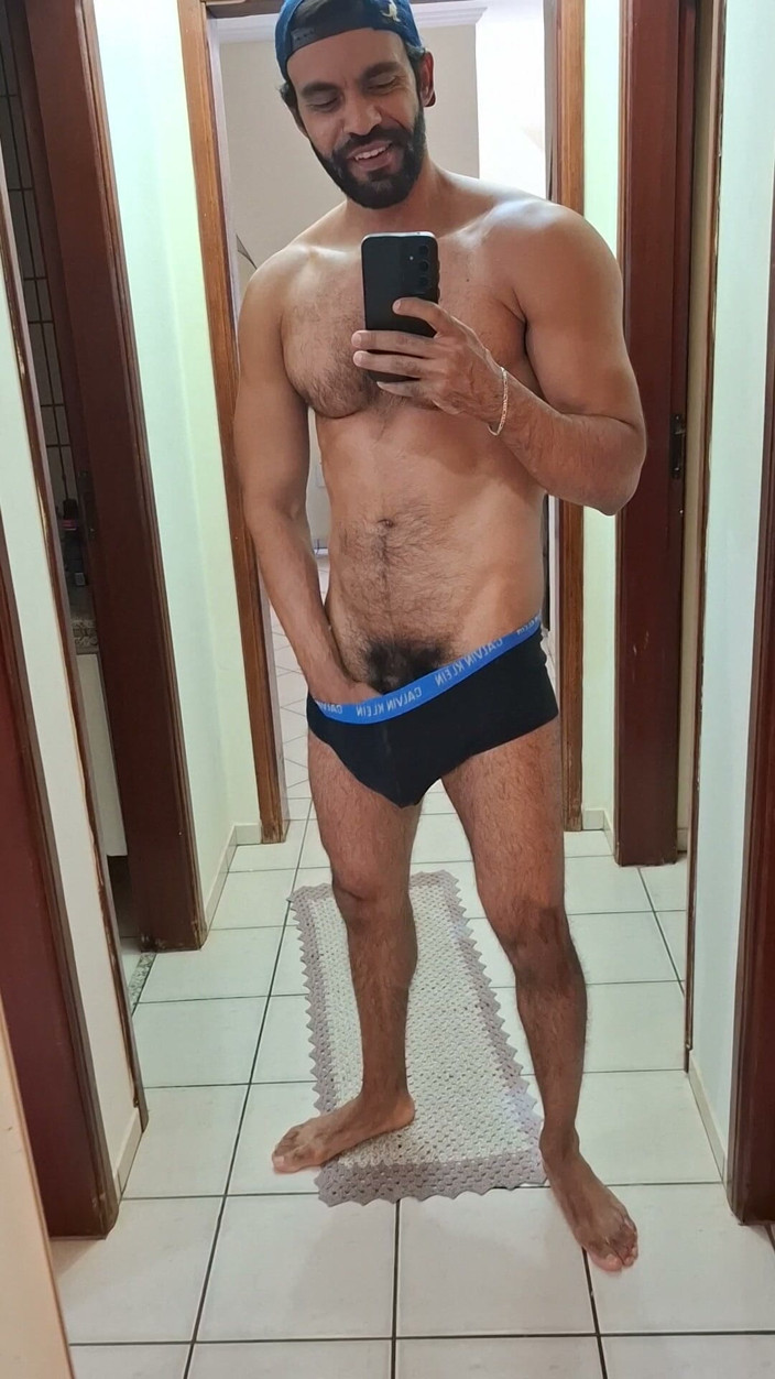 Morenogigante23: Morning Jerk-off