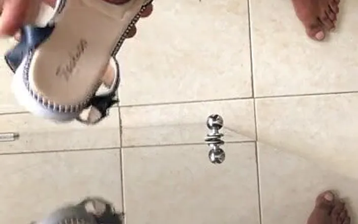 Sexy sereppu: Little sandal