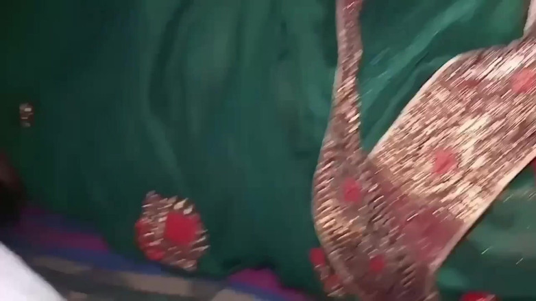 Janvibhabhii: Jija Ji Ne Raat Me Sali Ko Farsh Par Litakar...