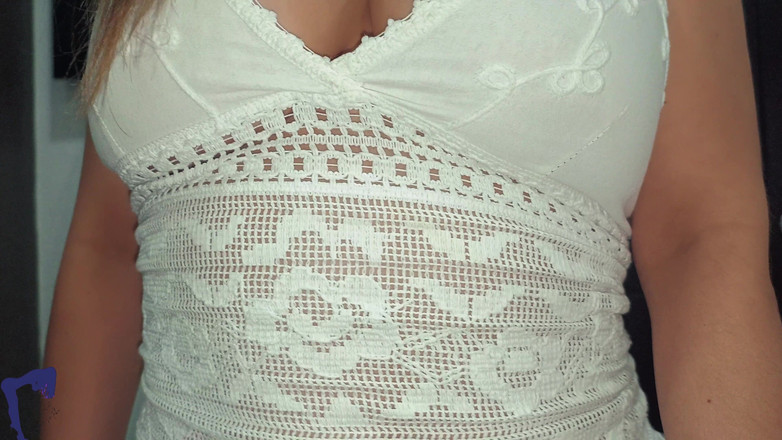 AlinaVelvet: セクシーなホットなラテン系熟女ルームメイトが激しく乗り、深い膣内中出しで満たされる